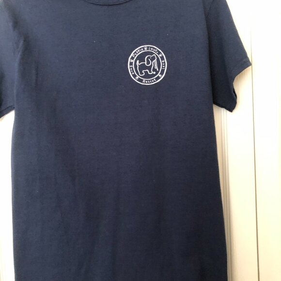 Puppy Love Rescue Dog Womans T-Shirt Navy Size Small NWT - Picture 2 of 2